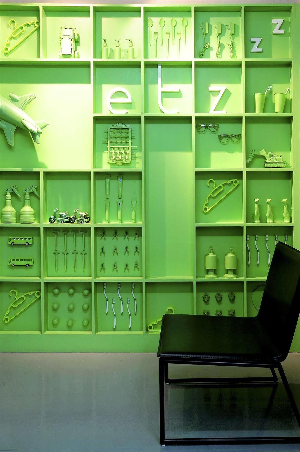 Jellybean Ezy Hostel Sathorn Bangkok Bagian luar foto