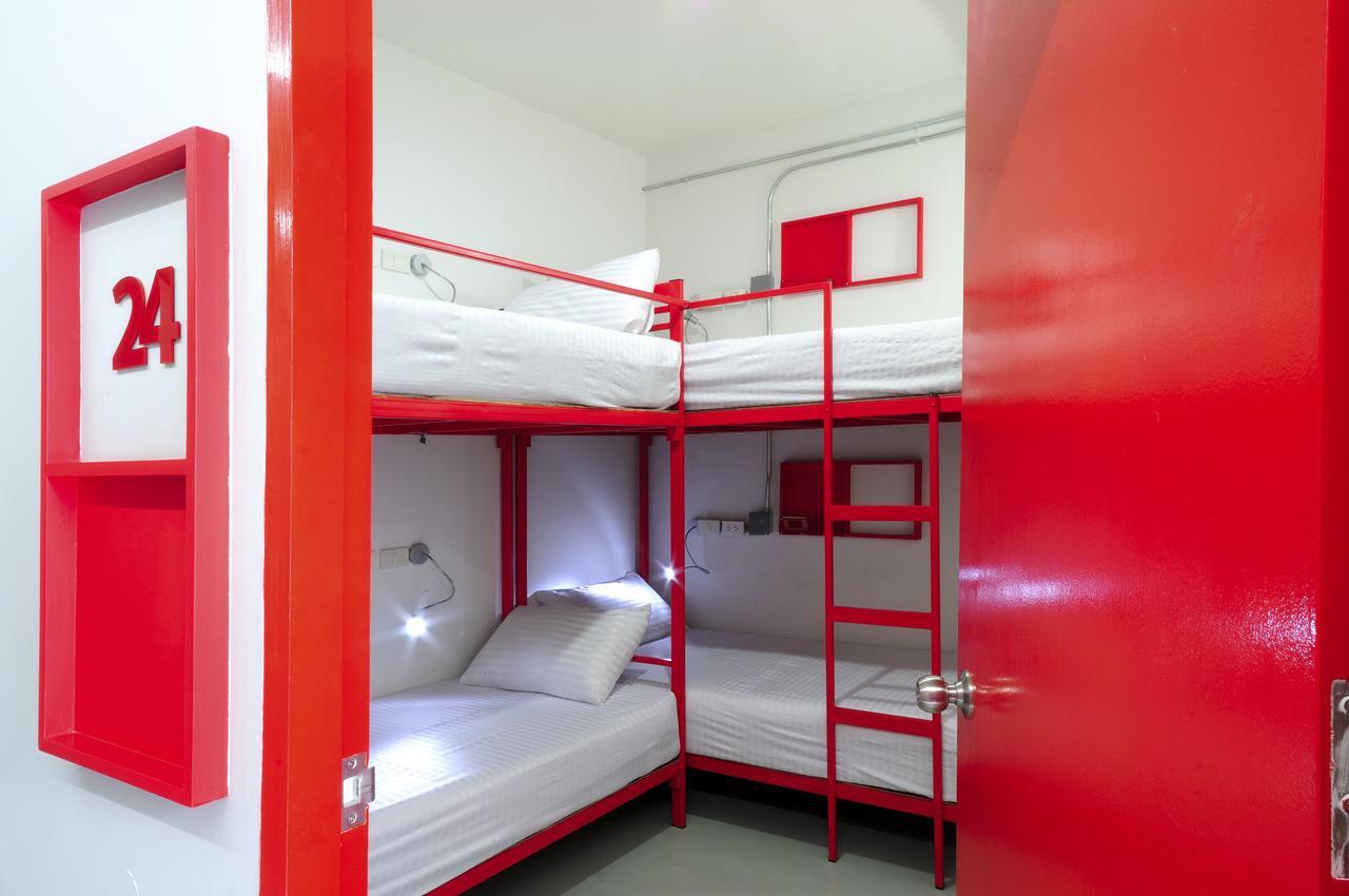 Jellybean Ezy Hostel Sathorn Bangkok Bagian luar foto