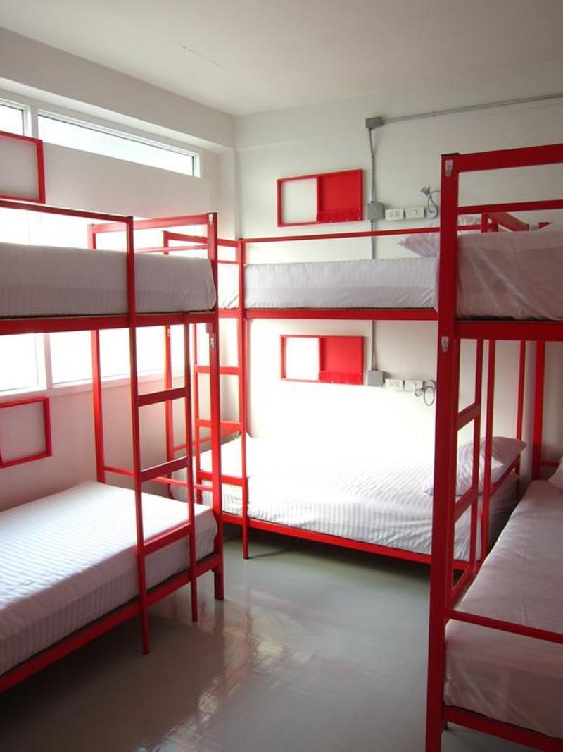 Jellybean Ezy Hostel Sathorn Bangkok Bagian luar foto